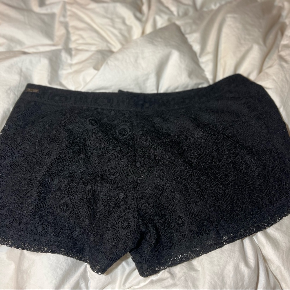 Guess Shorts size 31.